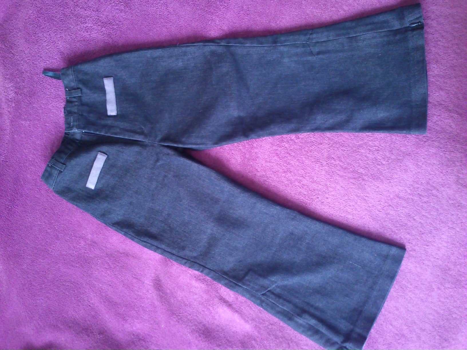 Продам: 4 Новые фиолетовые джинсы, 6-8 лет