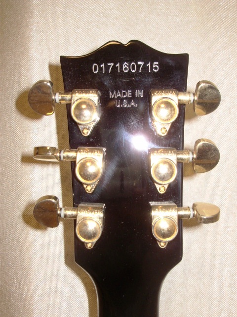 Продам: Fender American Standart Stratocaster (S