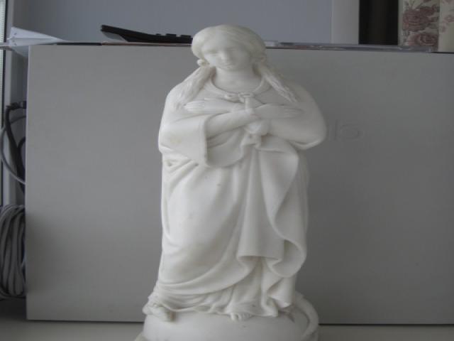 Продам: мраморная статуэтка "Дева Мария"