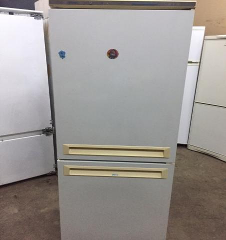 Продам: Рабочий 2хкамерный холодильник 