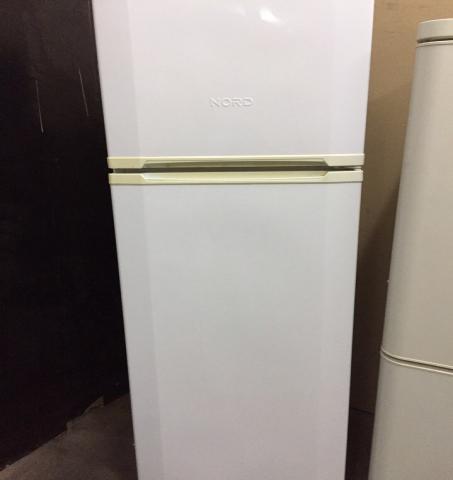 Продам: Рабочий двухкамерный холодильник 