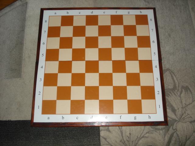 Продам: Демонстрационная шахматная доска