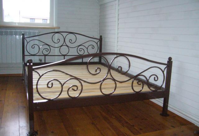 Продам: Кровать из металла
