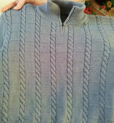 Продам: свитер ручной вязки новый шерстяной