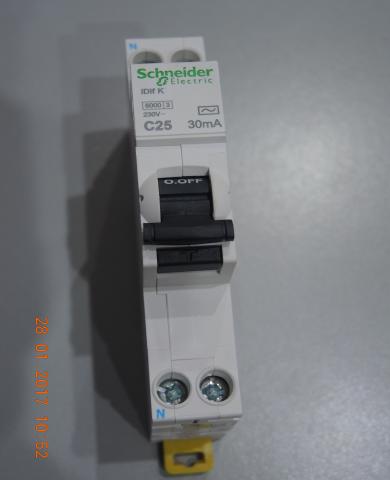 Автоматический выключатель 25а d. IDIF K 16 30 ma. IDIF K. Schneider IDIF c25 для чего предназначен. Перепакованный автомат 25а Resy.