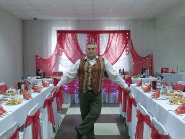 Предложение: тамада ведущий  праздник в Новоалтайске