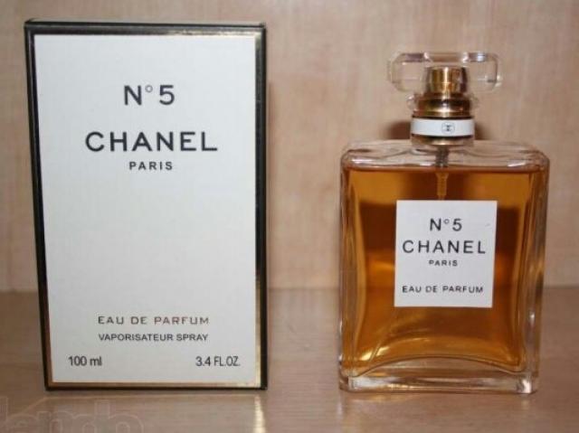 Продам: Парфюмерная вода Chanel #5 100ml