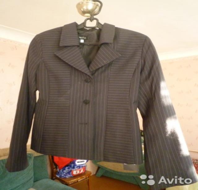 Продам: Новые пиджаки на рост 160-164 см, рр 40-