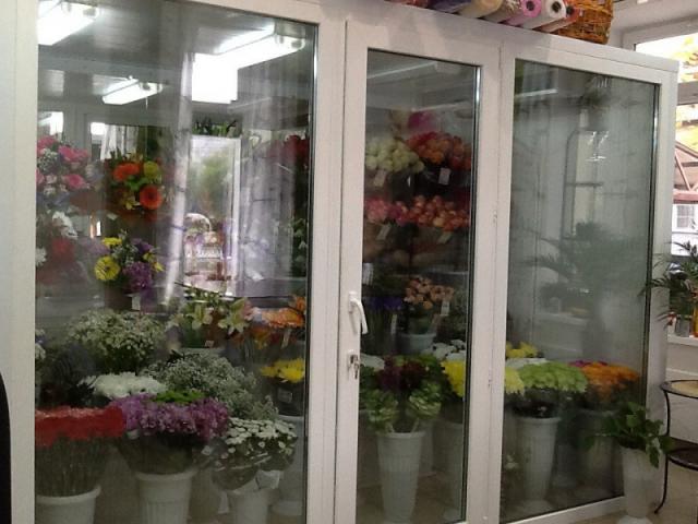 Продам: Холодильник для цветов
