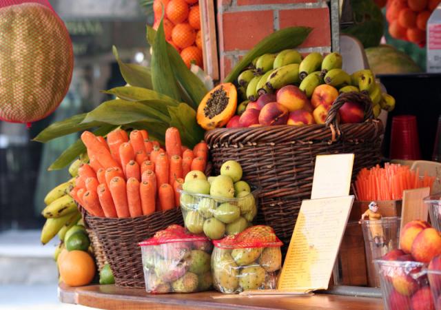 Вакансия: Продавец фруктов-овощей