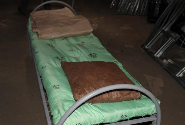Продам: Металлические кровати для общежитий, бол