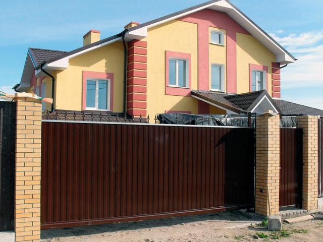 Предложение: Построим забор из профнастила для дома