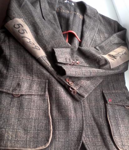 Продам: Новый итальянский мужской пиджак