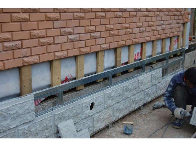 Продам: Фасадная бетонная  плитка с креплением н