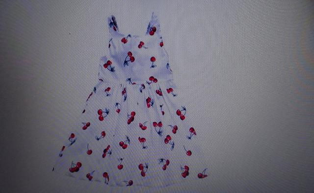 Продам: Платье детское новое