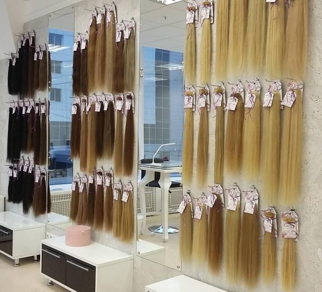 Продам: Натуральные волосы на заколках 