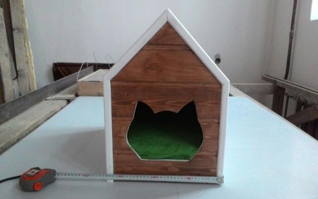 Продам: домик для кошек и собак