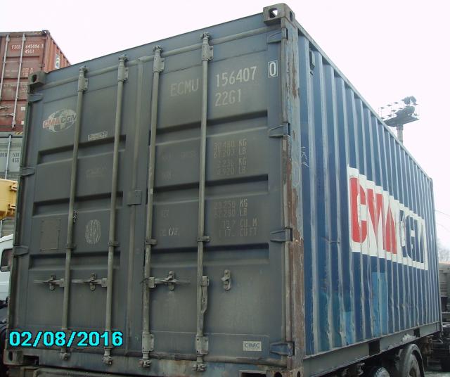Продам: Продаем 20 футовые контейнеры в Тюмени