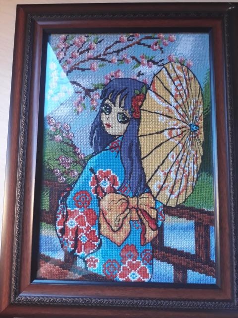 Продам: Картина.Вышивка."Японочка с зонтом"