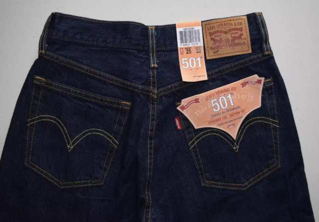 Продам: Джинсы женские LEVIS 501