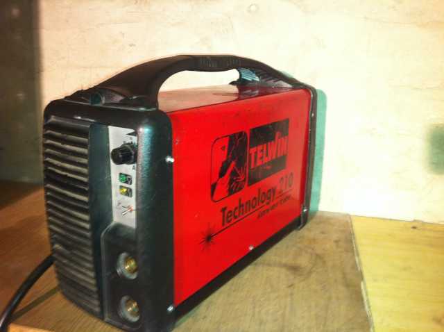 Продам: Сварочный инвертор Telwin Technology 210