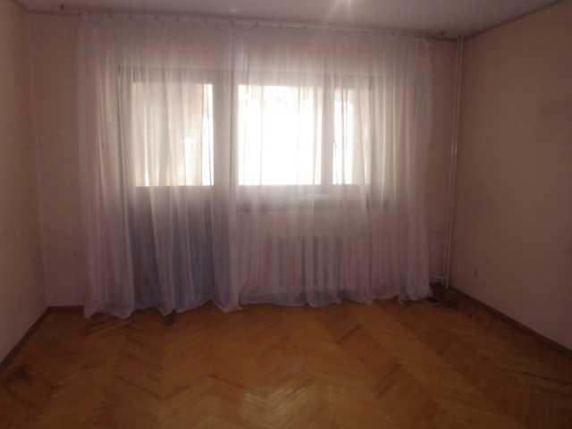Продам: квартиру