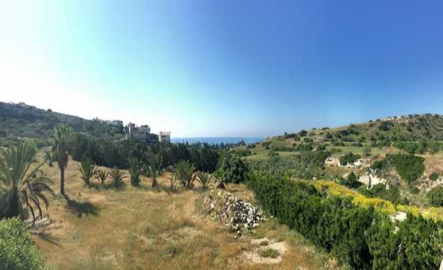Продам: На Кипре: Продаётся земля с постройкой