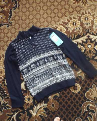 Продам: новый свитер на мальчика рост 134