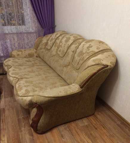 Продам: Диван-кровать в классическом стиле.