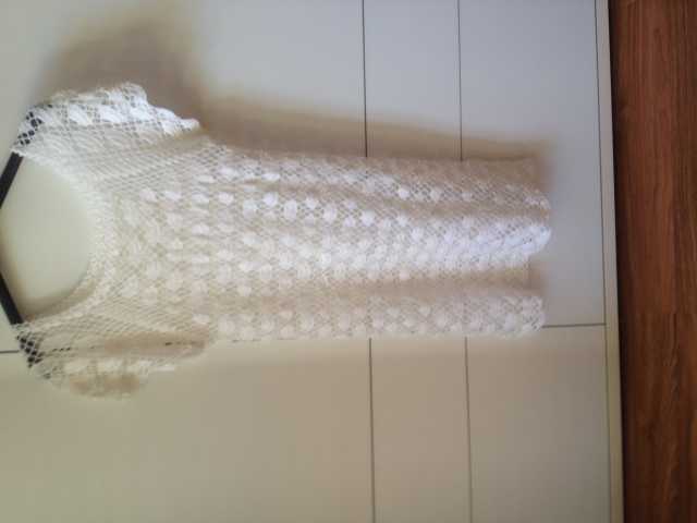 Продам: Пляжное платье ручная вязка новое