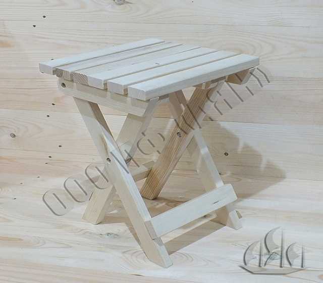 Продам: Складные столы и стулья из дерева.