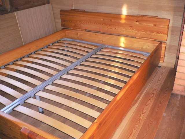 Продам: Кровать из лиственницы