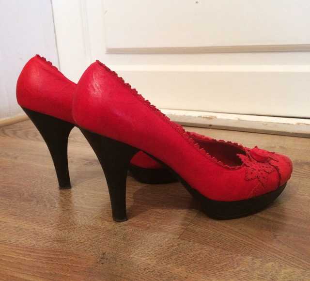 Продам: Женские туфли из натуральной кожи 