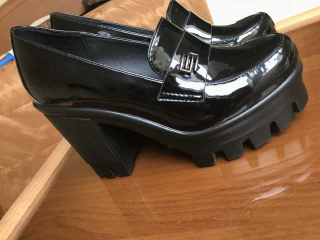 Продам: Черные туфли, 36