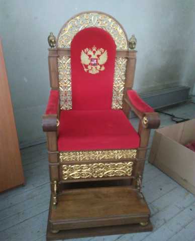 Продам: Кресло трон