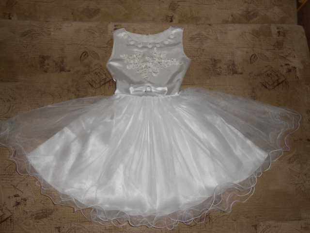 Продам: Пышное детское платье на рост 104-146