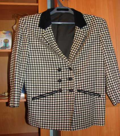 Продам: пиджак женский