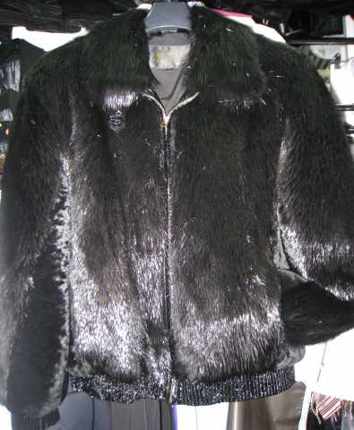 Продам: мужская меховая куртка