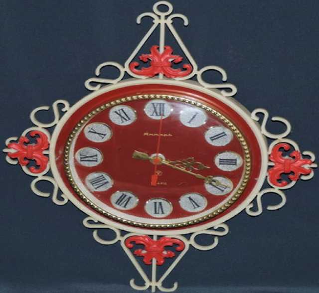 Продам: Часы настенные Янтарь. СССР