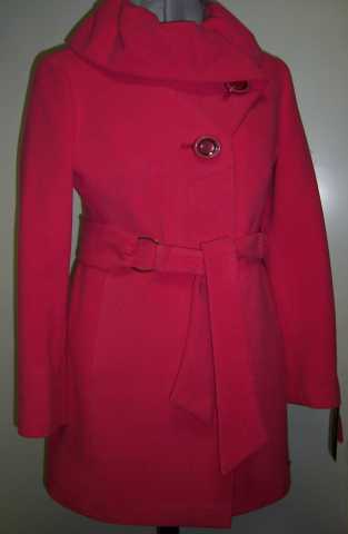 Продам: женские пальто