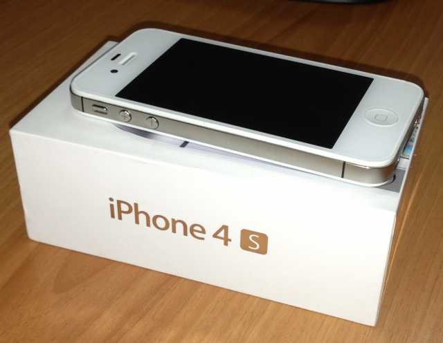 Продам: Смартфон Apple IPhone 4S 8Гб белый