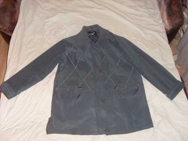 Продам: Куртка женская 