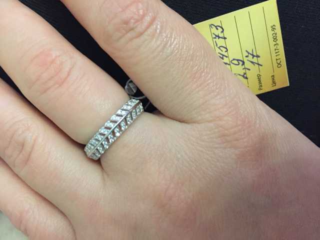 Продам: Серебряное кольцо. Новое 