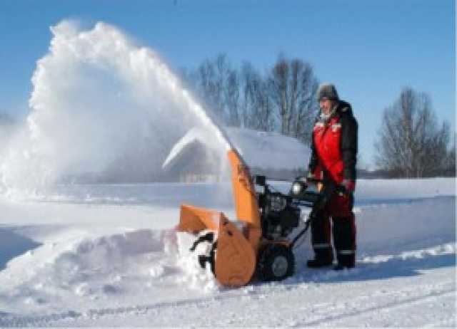 Предложение: Услуга уборки снега мини трактором