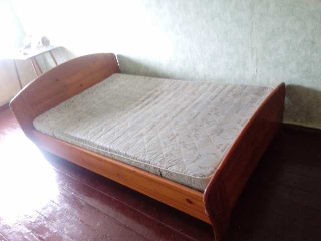 Продам: кровать  из ангарской сосны