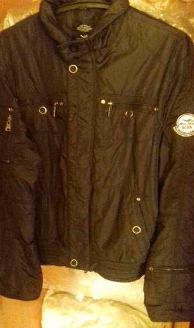 Продам: Куртка чёрная Италия