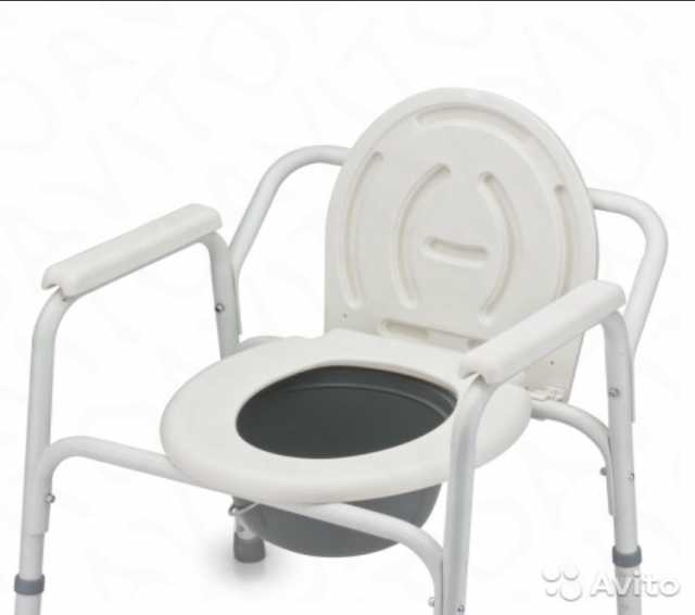 Продам: Кресло - стул с санитарным оснащением