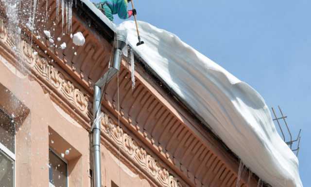 Предложение: Чистка снега(наледи) с крыш домов