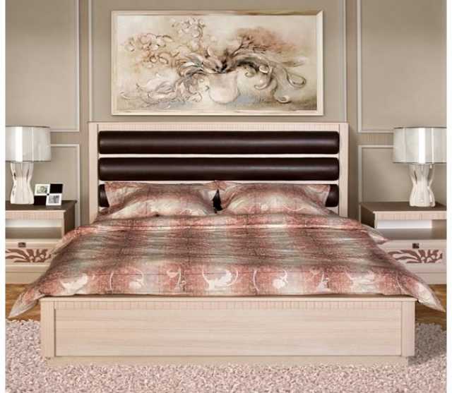Продам: Кровать двуспальная "Инна" с мягким изго
