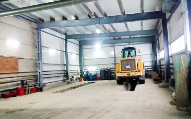 Сдам: гараж,цех, грузовой сервис 360 кв.м. вмз